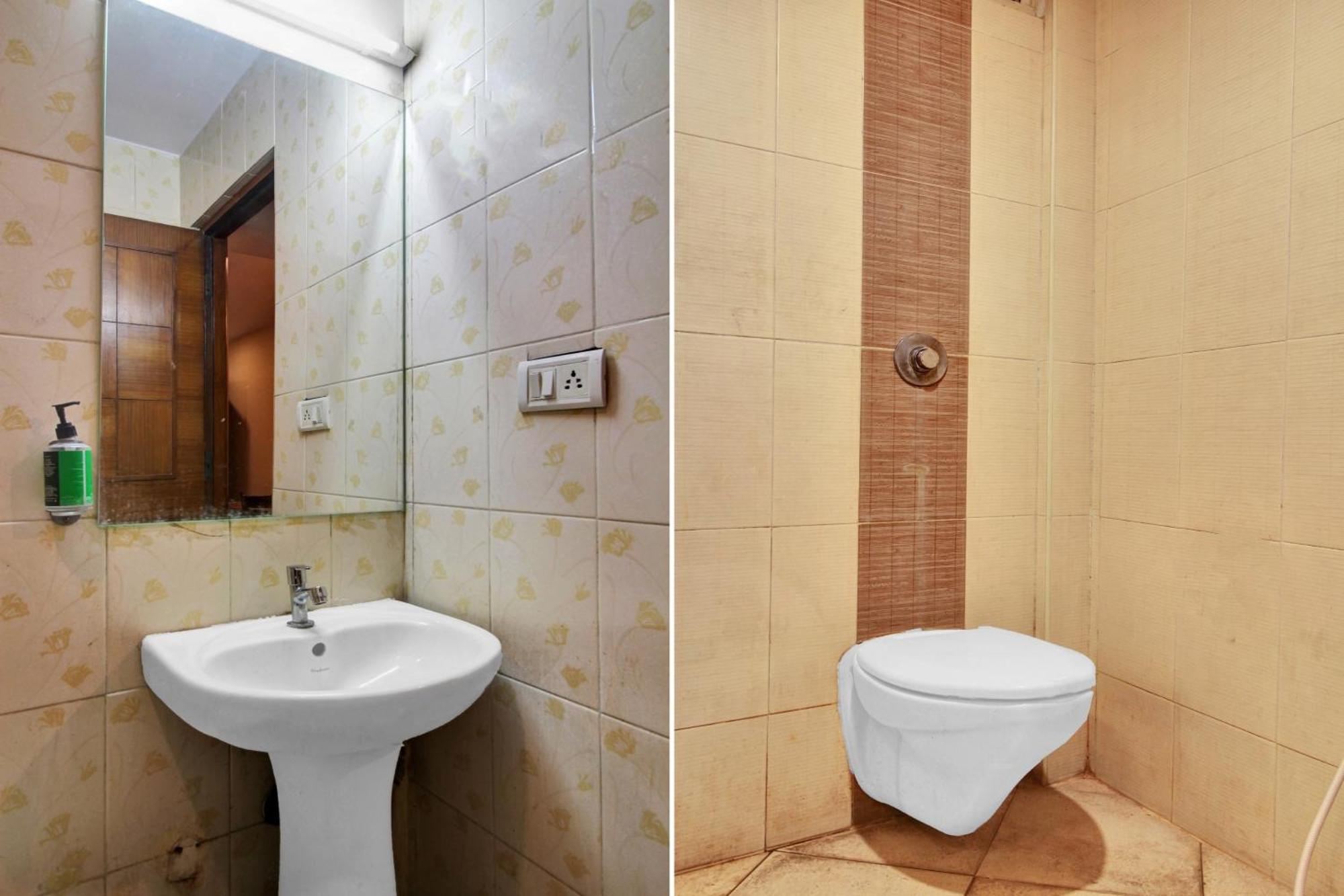 Townhouse The Grand Plaza Hotel Hyderabad Exterior photo